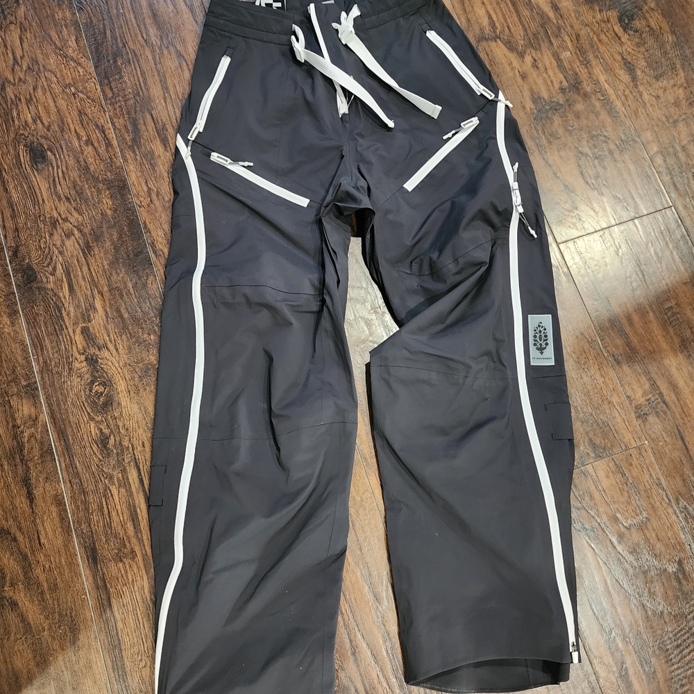 FP Movement Black Snowpants with White Accents